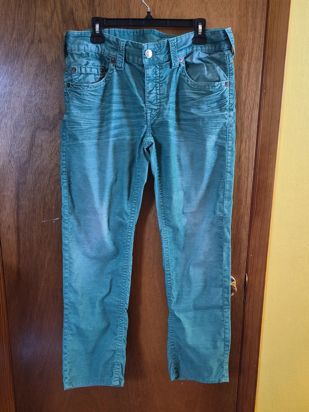 True Religion Green Pants with Metal Logo Button Size 34